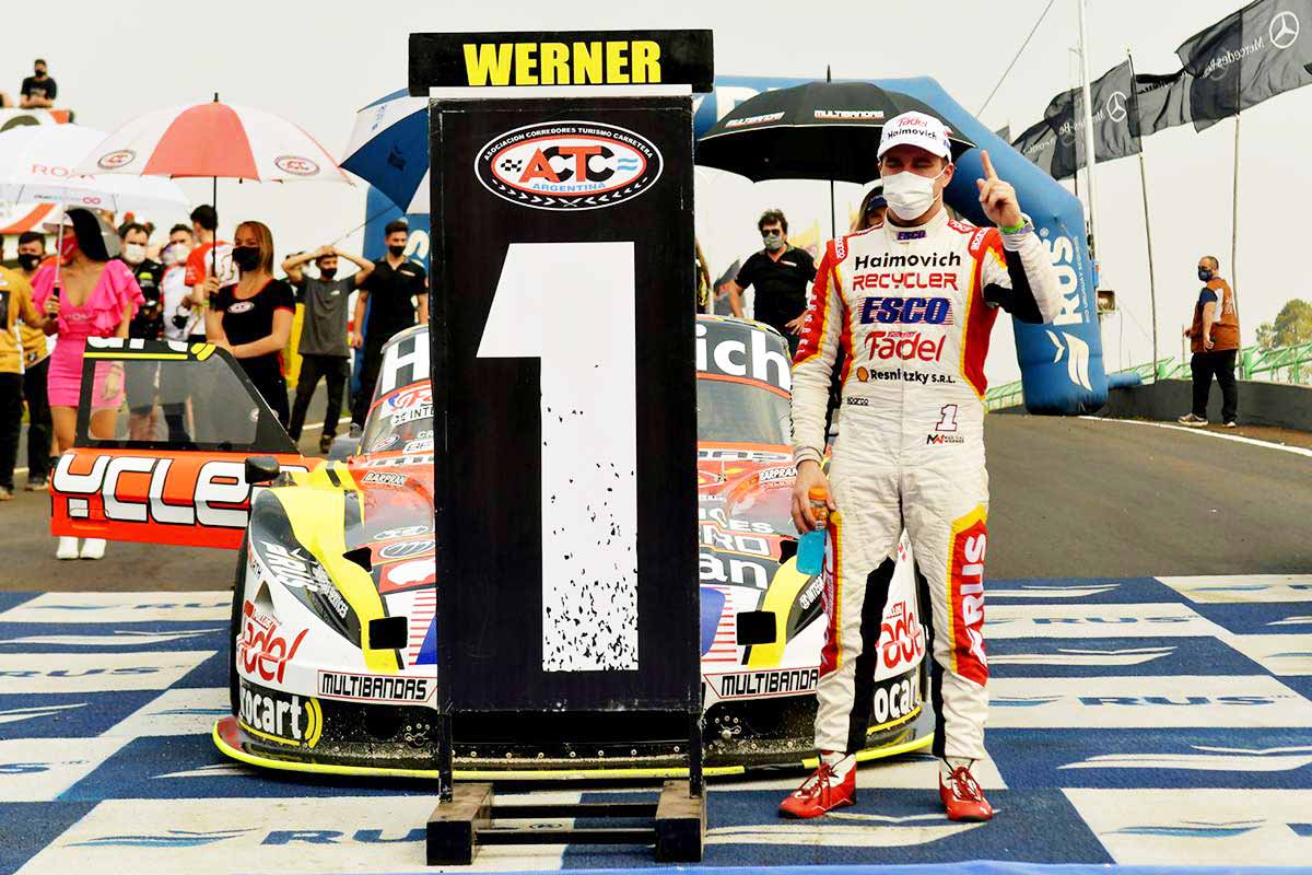 Werner con el Ford ganador en Posadas