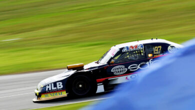 Marcos Quijada con el Dodge