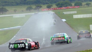Pelotón de TC Pista en la lluvia de Toay 2021