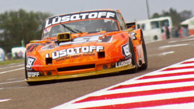 Mauricio Lambiris con el Ford