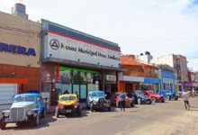 Las cupecitas de la Mar y Sierras frente al Museo Emiliozzi