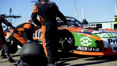 Dodge de Castellano en la calle de boxes