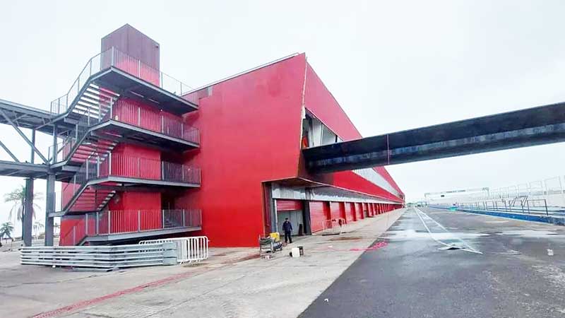 Panorámica de boxes del autódromo de Termas de Río Hondo