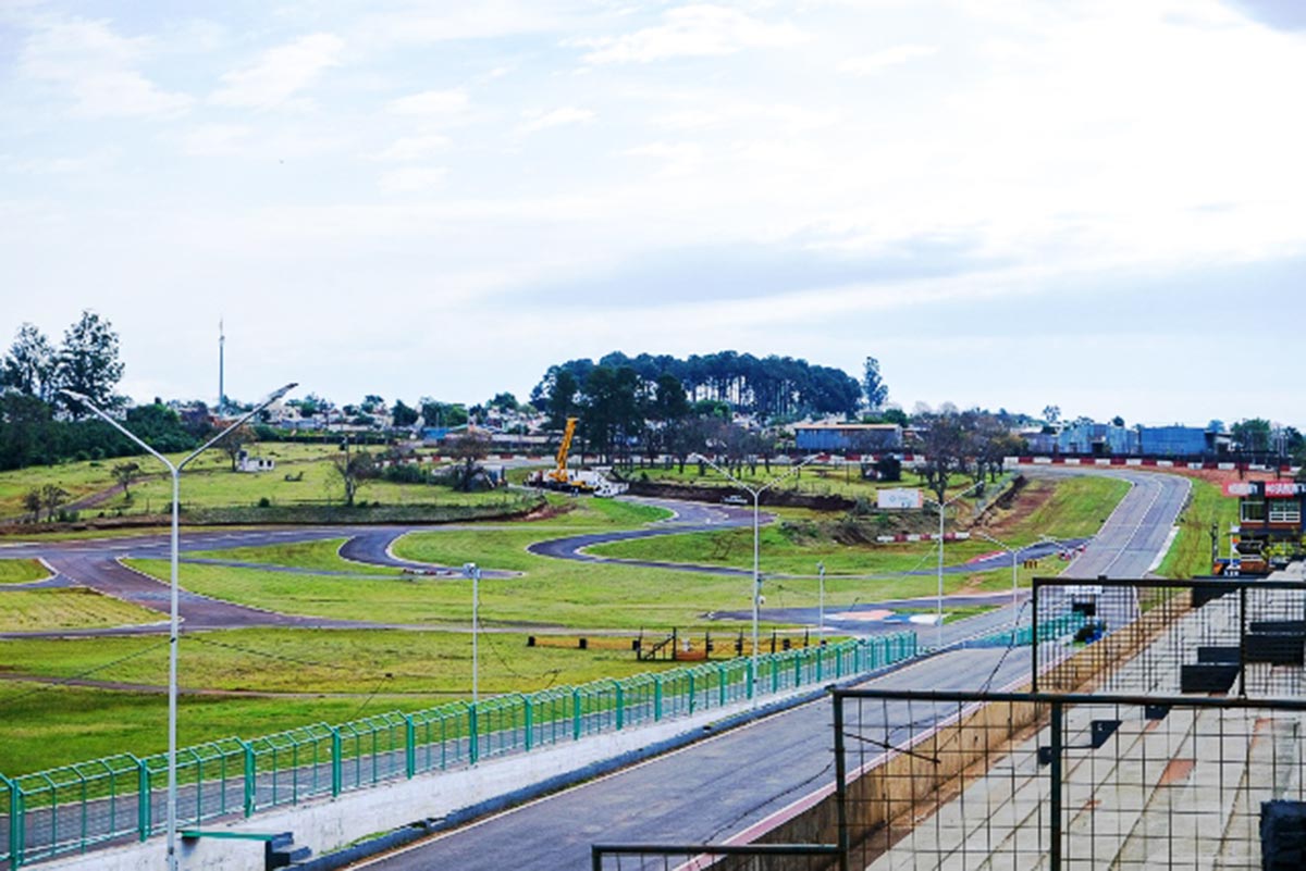 Vista panorámica del autódromo de Posadas.