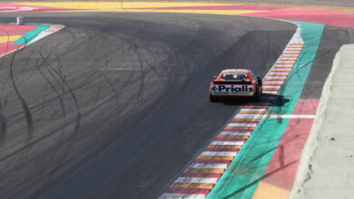 El Dodge de Castellano en la pista de San Juan.
