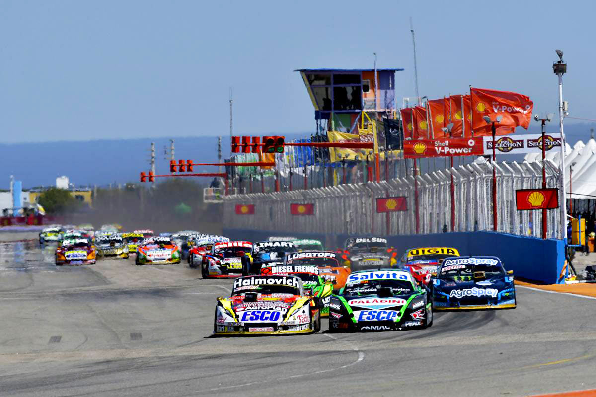 Pelotón de TC en San Luis.