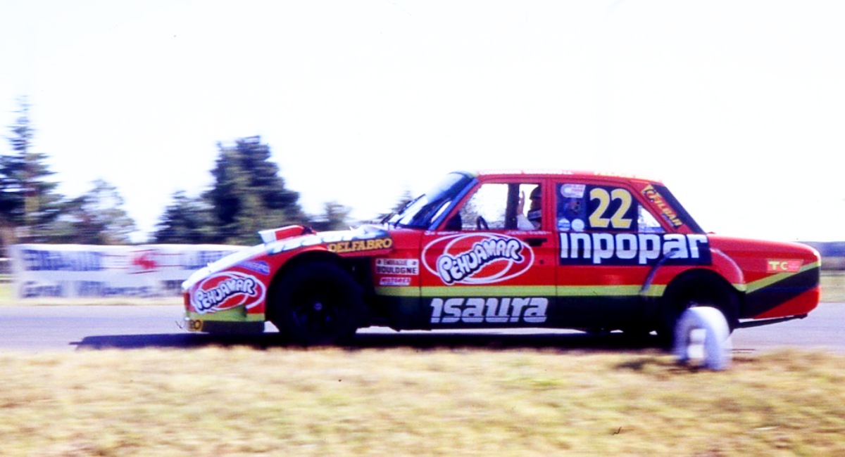El Ford de Acuña en Junín 1992