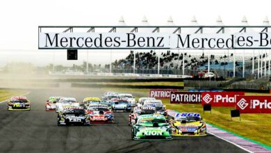 Pelotón de TC Pista en San Juan.