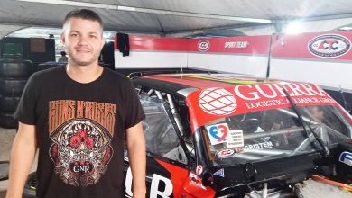 Gastón Ferrante en el box de TC en Toay.