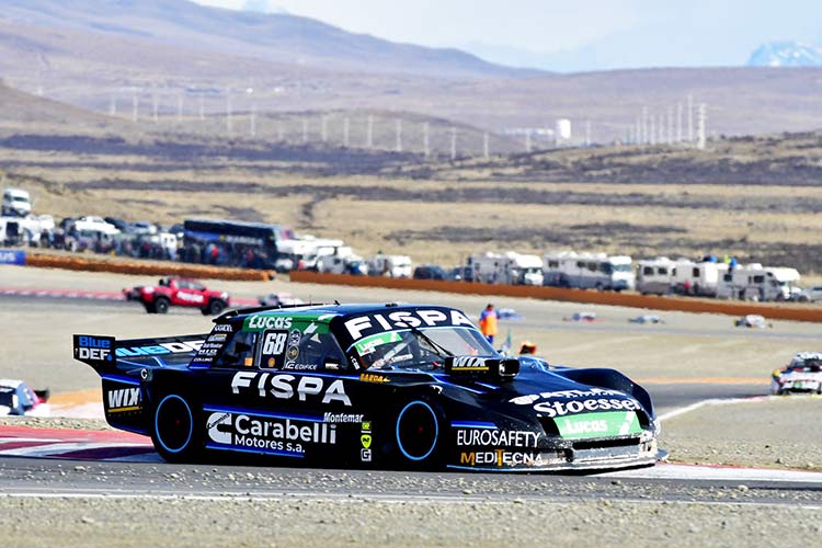 El Ford de Santero en El Calafate. 