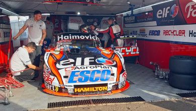 El Ford de Werner en el box.