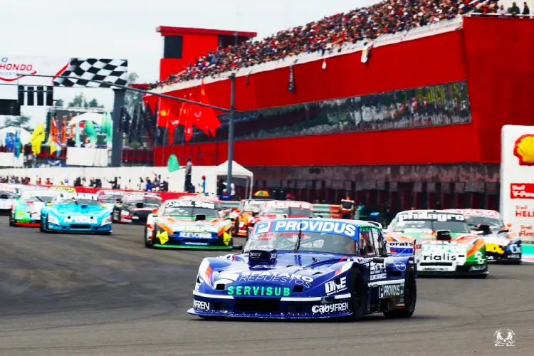 Ford de Spataro en Termas 2023.