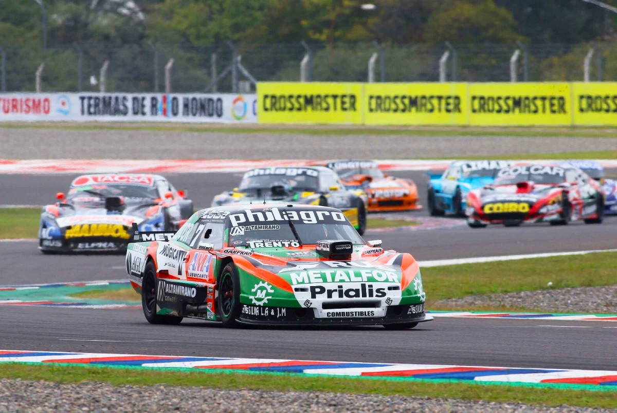 Dodge de Castellano en la pista