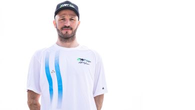 Canapino con la indumentaria de IndyCar.