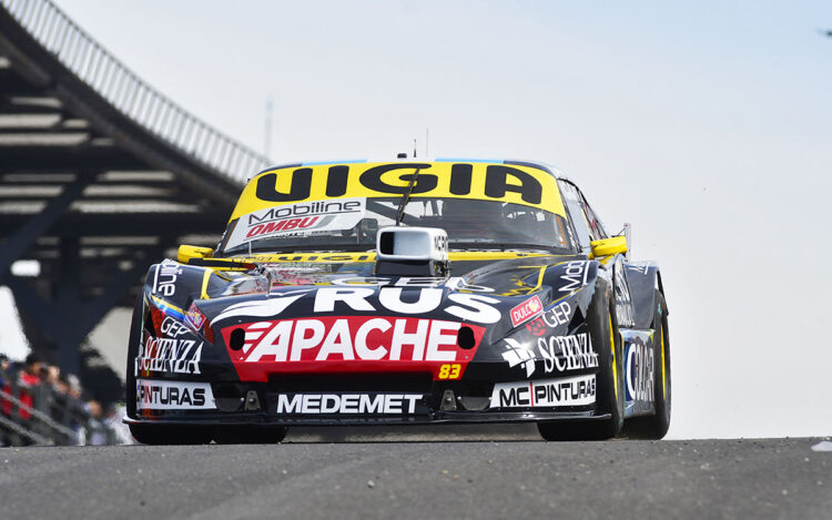 Chevrolet de Ardusso de frente.