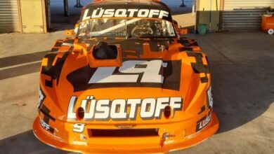 Ford de Lambiris en los boxes de La Plata