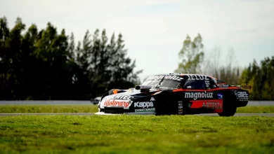 Gastón Iansa conduciendo en la clasificación de La Plata.