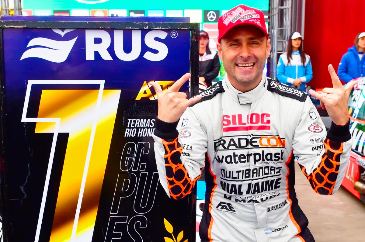 Ledesma festeja la pole en Termas