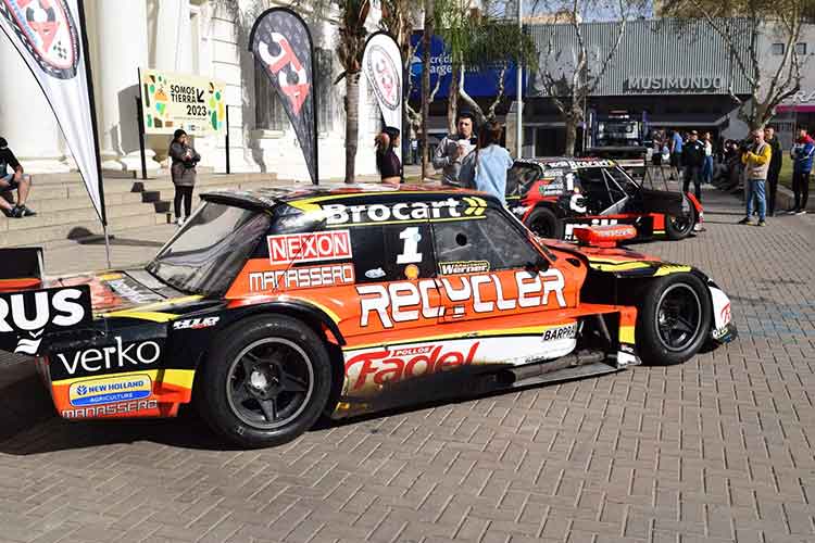 Autos de TC en la municipalidad de Río Cuarto. 
