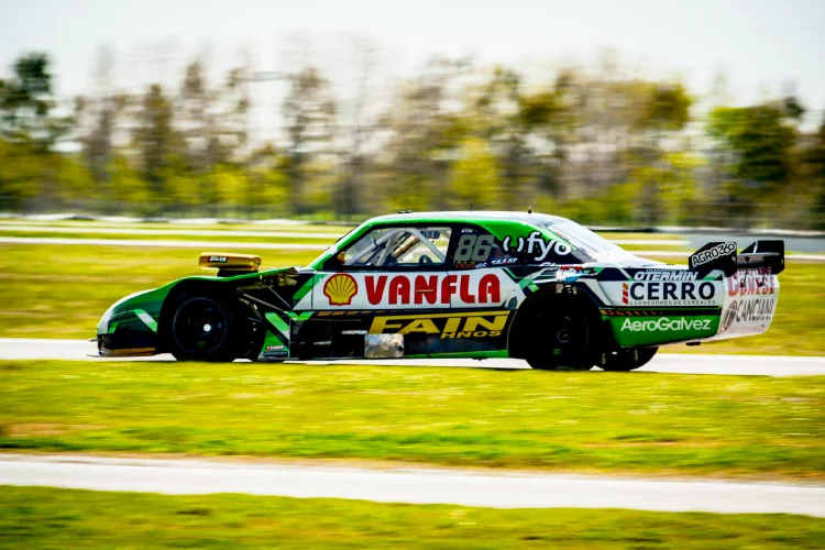 Dodge de Faín del TC Mouras en La Plata