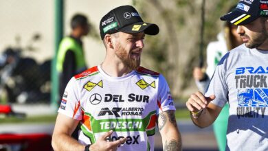 Agrelo hablando con Ruggiero.