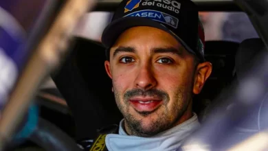 Ruggiero en el habitáculo del Ford