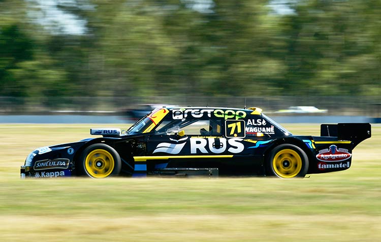 El Torino de TCPM de Guiffrey en pista.