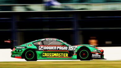 Panning del Mustang en La Plata.