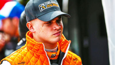 Otto Fritzler en los boxes de TC.