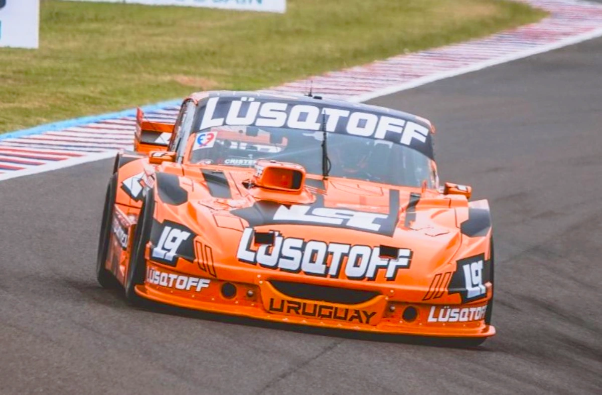 Ford doblando