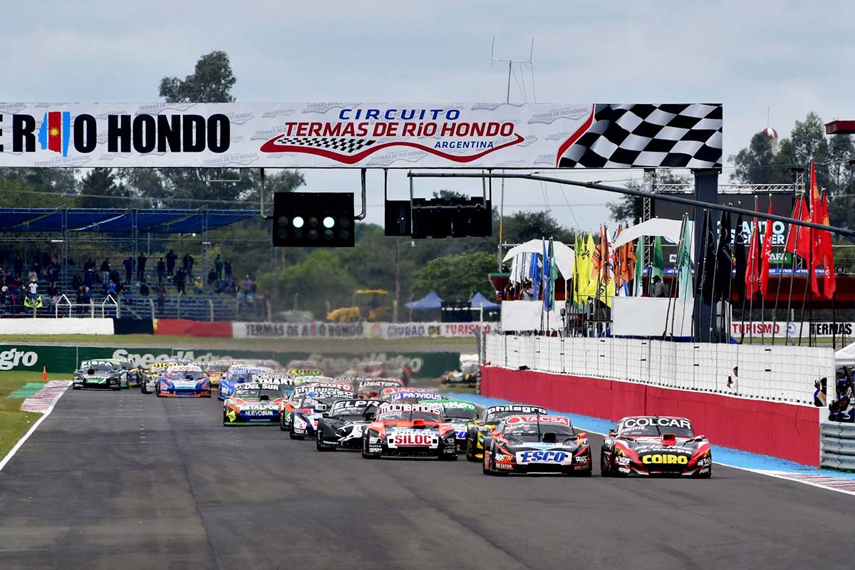 Pelotón de TC en Termas.
