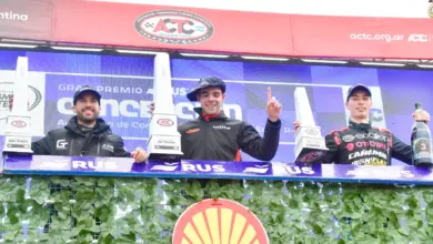 Germán Todino, Julián Santero y Marcos Quijada en el podio de Concepción del Uruguay.