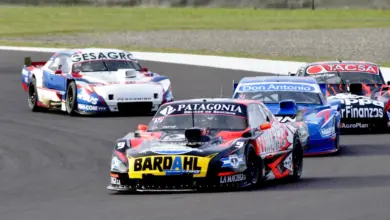 Valle disputando la Final del TC Pista en Termas.