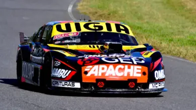 Chevrolet doblando