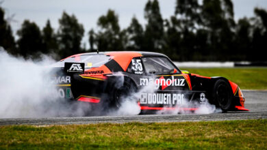 Humo en el Chevrolet de Iansa.