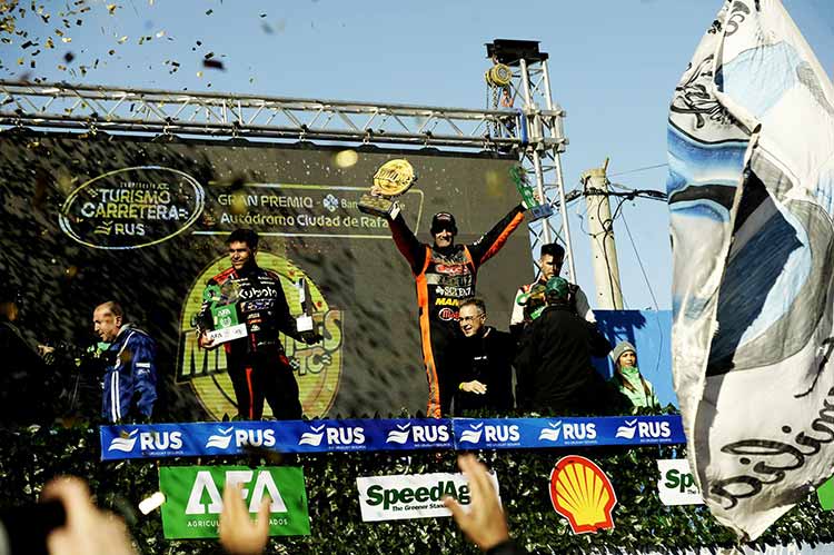 Mangoni, Rossi y Aguirre en el podio del TC en Rafaela.