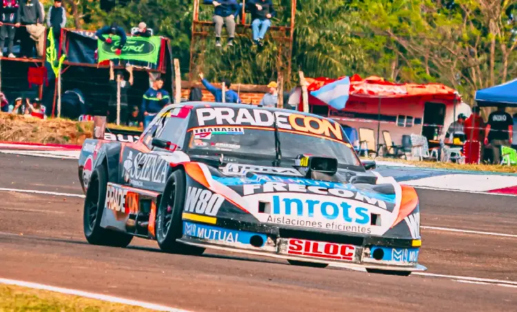 Dodge de TC en la pista