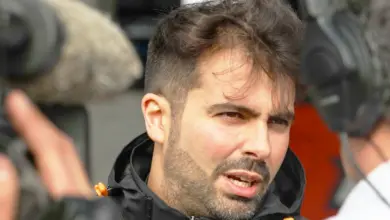Primerísimo primer plano de Mauricio Lambiris.