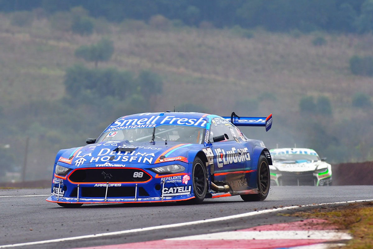 Trosset con el Ford Mustang.