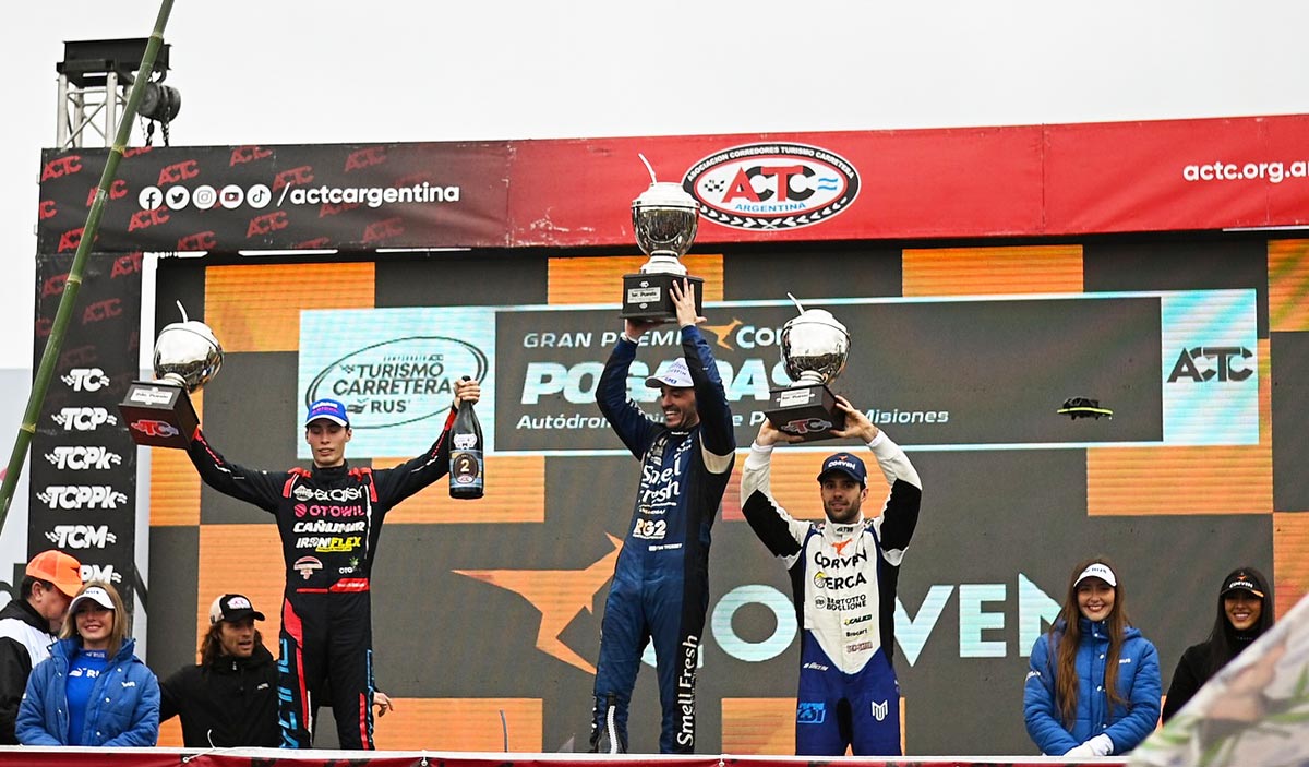 El podio del TC en Posadas.