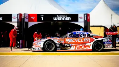 Ford Mustang de Mariano Werner en el box de Toay.
