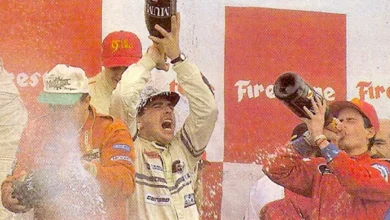 Juan Manuel Silva después de ganar su 1ª carrera de TC.