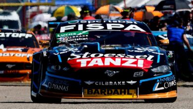 Mustang de Santero en boxes.