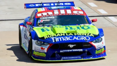 Mustang en los boxes