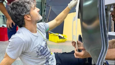Spataro trabaja en el auto