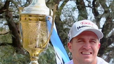 Mariano Werner adelante de la Copa de Oro del Turismo Carretera.
