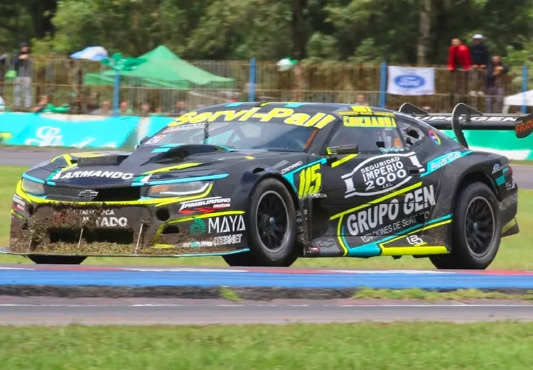 Camaro en la pista