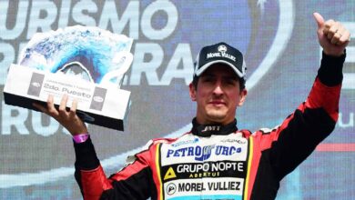 Trucco con el trofeo.