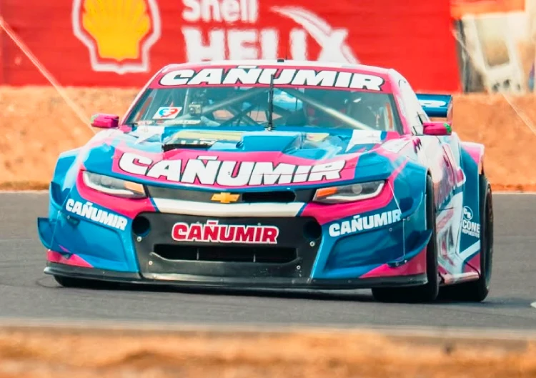 Camaro en la pista
