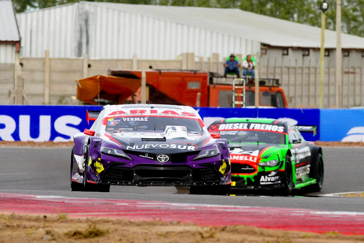 Camry en la pista